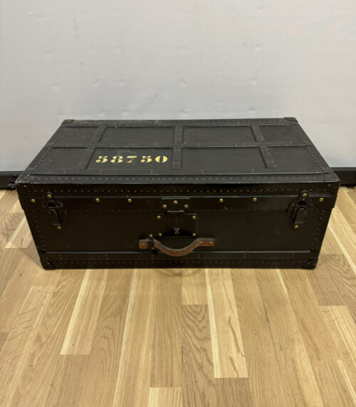 Schweizer Offizierskoffer – Original Militärkoffer Nr. 58750 mit Einsatz