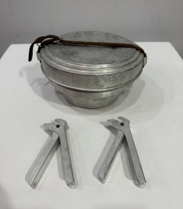 Vintage META-50 Kochset aus Aluminium mit Brenner und Griffen ca. 1950er Jahre