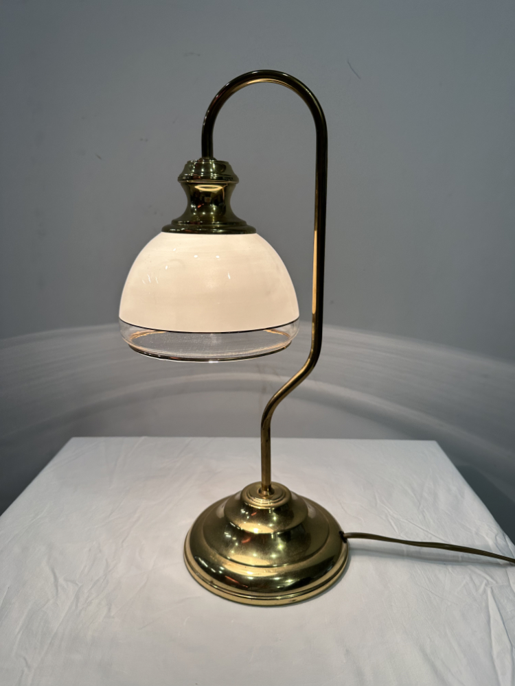 Vintage Klassische Tischlampe aus Messing mit Glasschirm ca. 1980er Jahre
