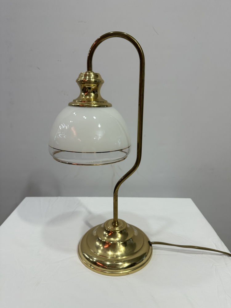 Vintage Klassische Tischlampe aus Messing mit Glasschirm ca. 1980er Jahre – Bild 2