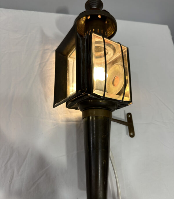 Vintage Wandleuchte im Kutschenlaternen Stil aus brüniertem Metall, ca. 1950er Jahre