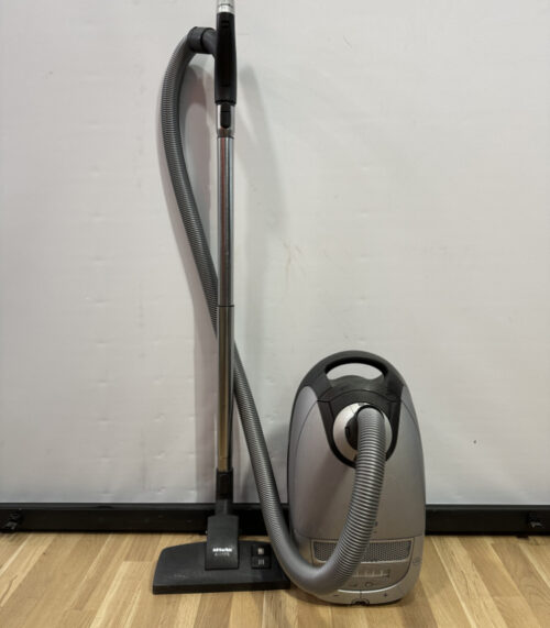 Miele Staubsauger S5560-CH Big Cat & Dog mit AllTeQ Düse