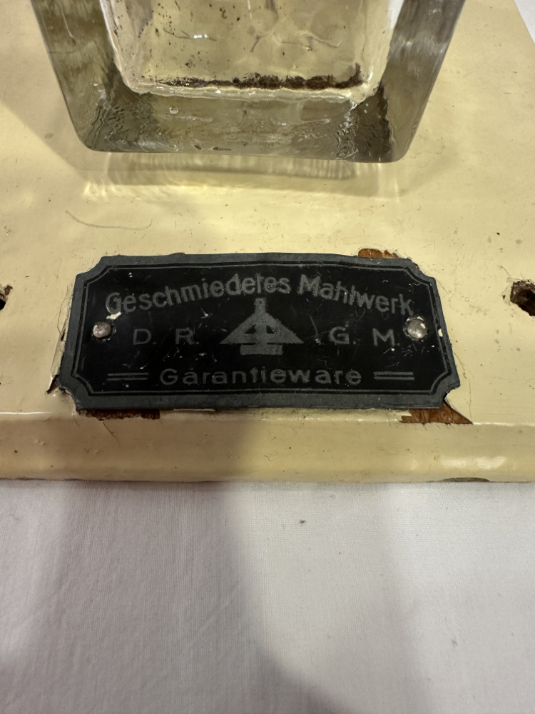 Vintage Wand Kaffeemühle mit Keramikbehälter "Kaffee", ca. 1930er-1940er Jahre – Bild 4