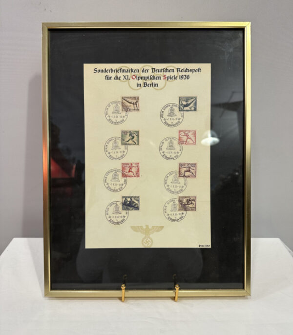 Antike Briefmarken Sammlung "Olympische Spiele Berlin 1936" im goldfarbenen Rahmen