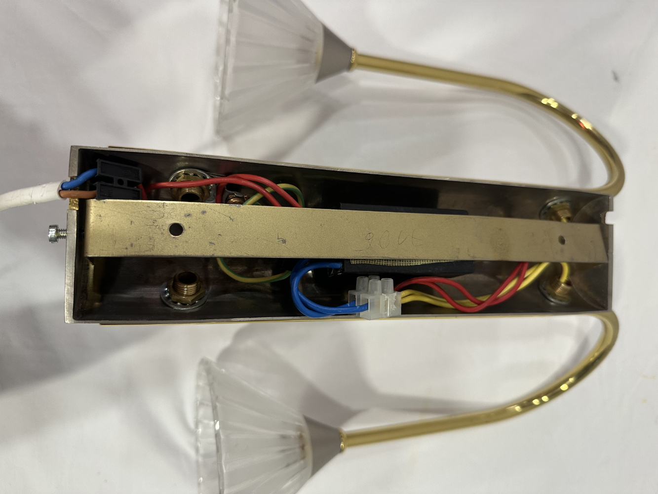 Vintage Wandleuchte mit Doppelarm und Glas Lampenschirmen, ca. 1980er Jahre – Bild 4