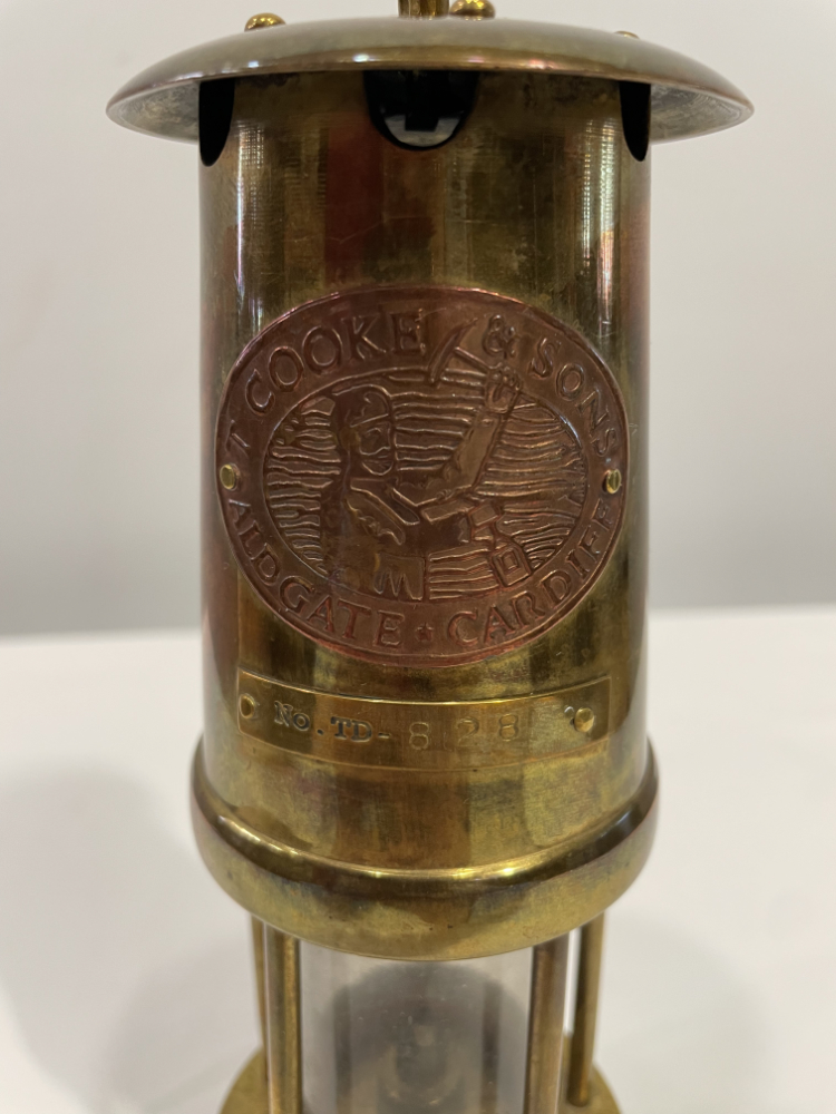 Antike Grubenlampe aus Messing "T. Cooke & Sons", Made in India – Bild 7