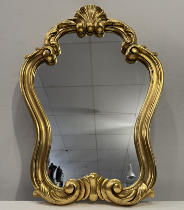 Vintage Barocker Wandspiegel mit vergoldetem Rahmen und Muschelornament ca. 1970er Jahre