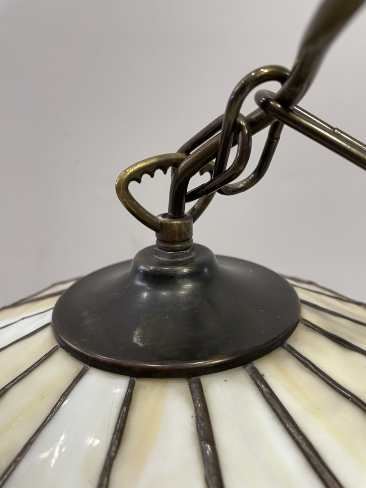 Vintage Tiffany-Stil Deckenlampe aus Glas mit Blumenmuster ca. 1980er Jahre – Bild 2