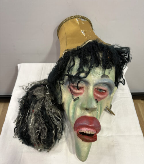 Fasnachtsmaske "Hexe" mit Lampenschirm – handgefertigtes Unikat