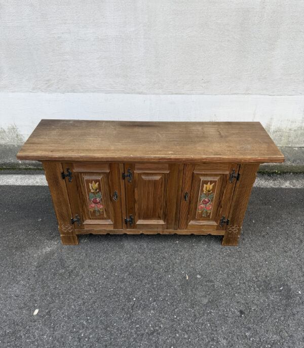 Antiker Sideboard aus Tannenholz mit Bauernmalerei - um 1900