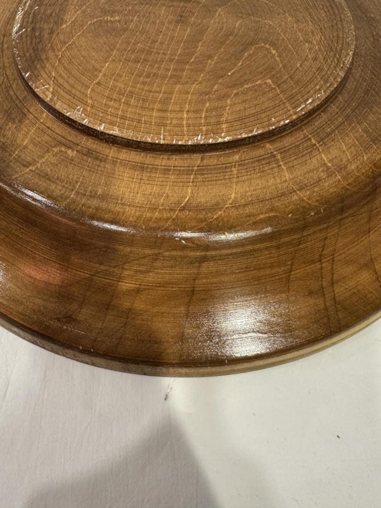 Vintage handgeschnitzter Holzteller mit Blumenrelief und Wandaufhängung, ca. 1950er Jahre – Bild 7