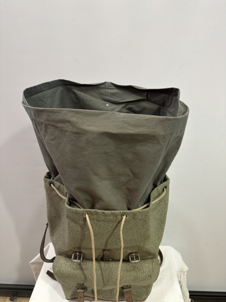 Vintage Schweizer Militär "Pfeffer und Salz" Rucksack ca. 1950er – Bild 9