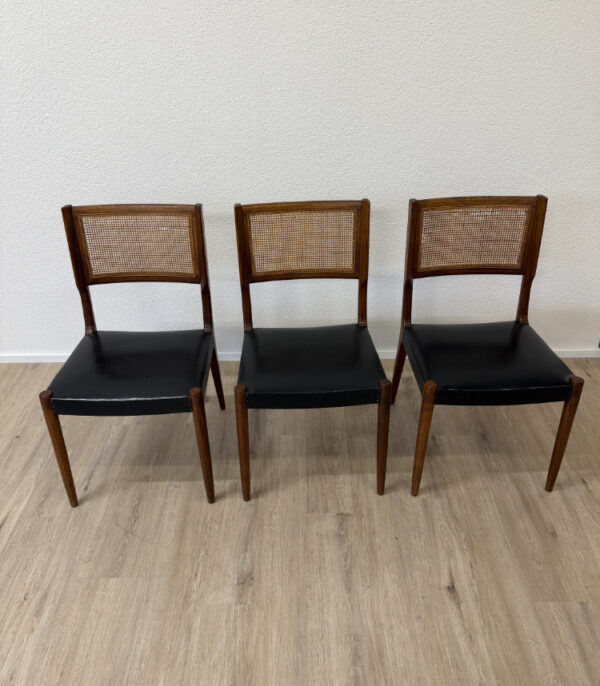 Vintage Mid Century 3er-Set Esszimmerstühle aus Holz mit Rattanlehne, ca. 1950er bis 1960er Jahre