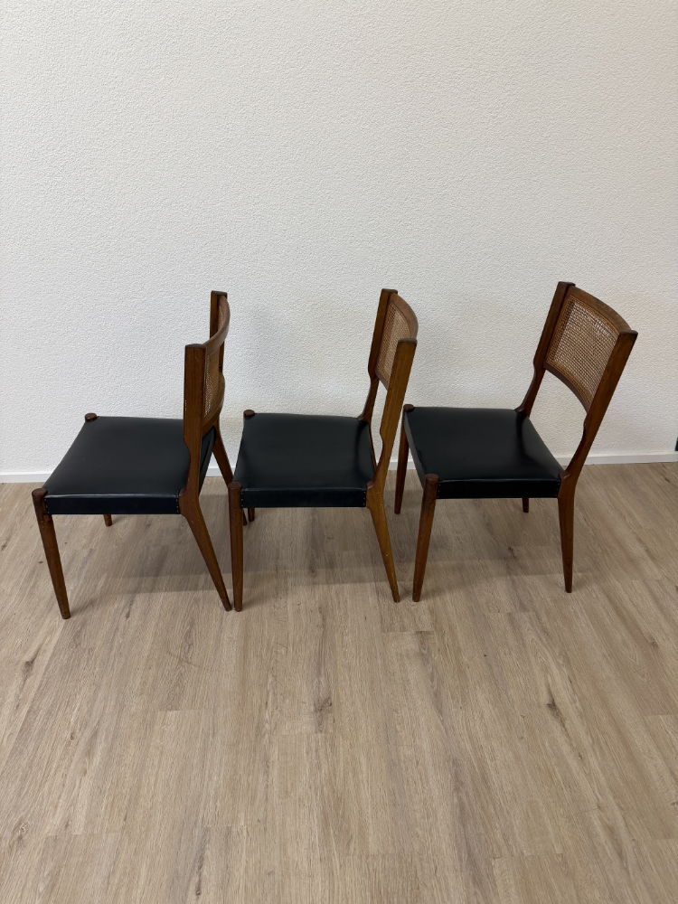 Vintage Mid Century 3er-Set Esszimmerstühle aus Holz mit Rattanlehne, ca. 1950er bis 1960er Jahre – Bild 4