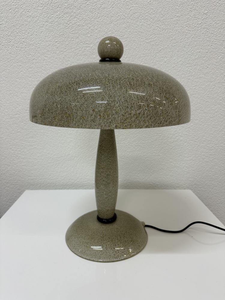 Vintage Mid-Century Design Tischlampe aus Murano Glas mit gesprenkelter Struktur und Messingfassung ca. 1960er-1970er Jahre – Bild 2