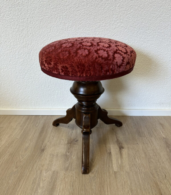 Vintage Klavierhocker aus Holz mit rotem Veloursbezug, ca. 1950er-1960er Jahre