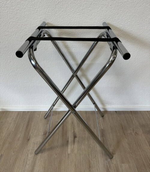 Klappbarer Kofferständer aus Chrom mit schwarzen Gurten