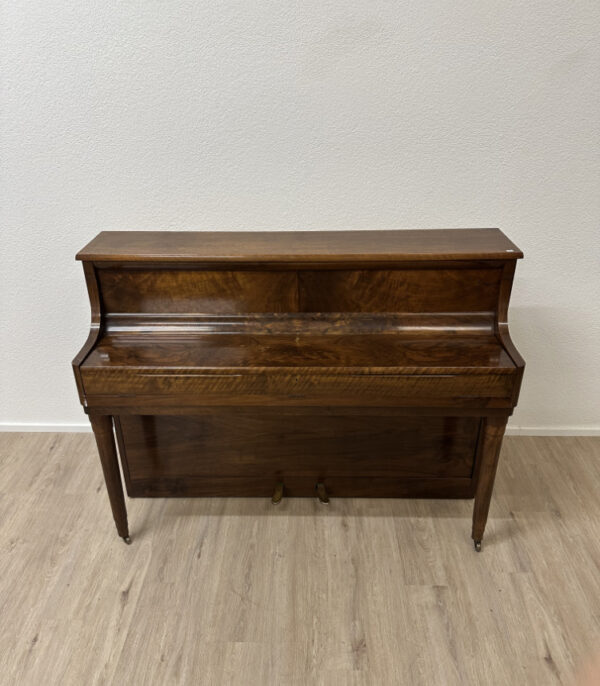 Vintage Klassisches Klavier RIPPEN mit Nussbaumfurnier (ca. 1950er Jahre)