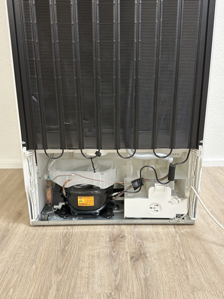 Miele NoFrost Gefrierschrank FN12620S (224 l Nutzinhalt) – Bild 9