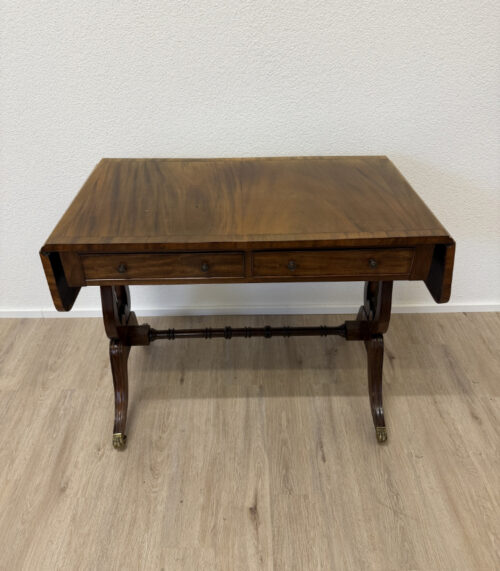 Vintage Regency Schreibtisch aus Nussbaumfurnier mit Klappseiten