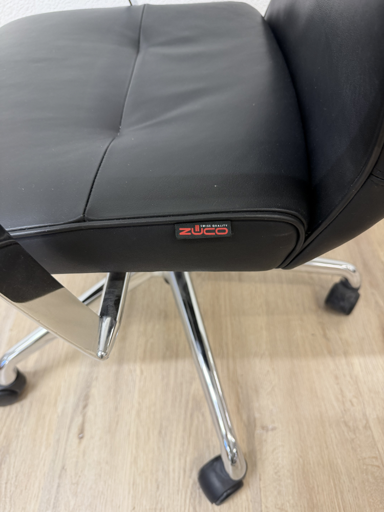 ZUCO Bürodrehstuhl aus schwarzem Leder mit Chromgestell – Bild 5