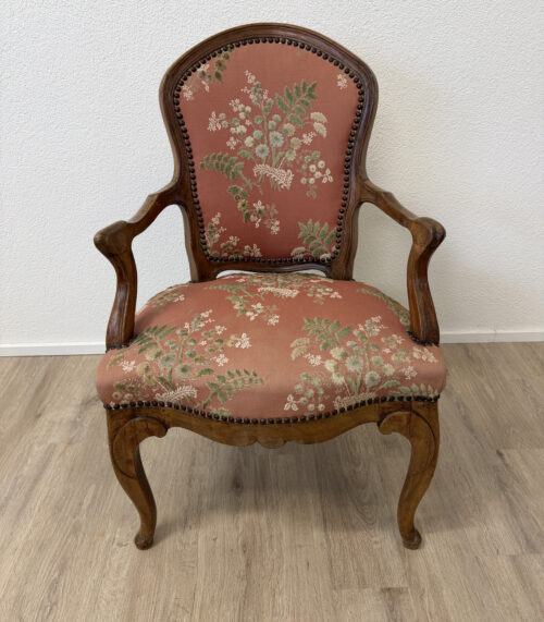 Antik Louis XV Fauteuil, Armlehnenstuhl aus Nussbaum mit Gobelin um 1860