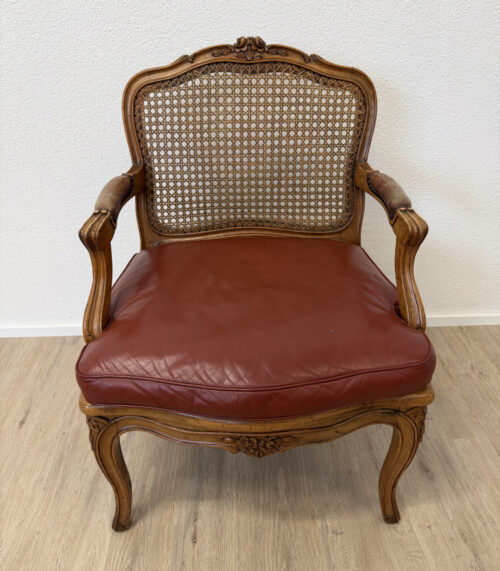 Antik Louis XV Cabriolet Sessel mit Wiener Geflecht und Leder, 18. Jahrhundert