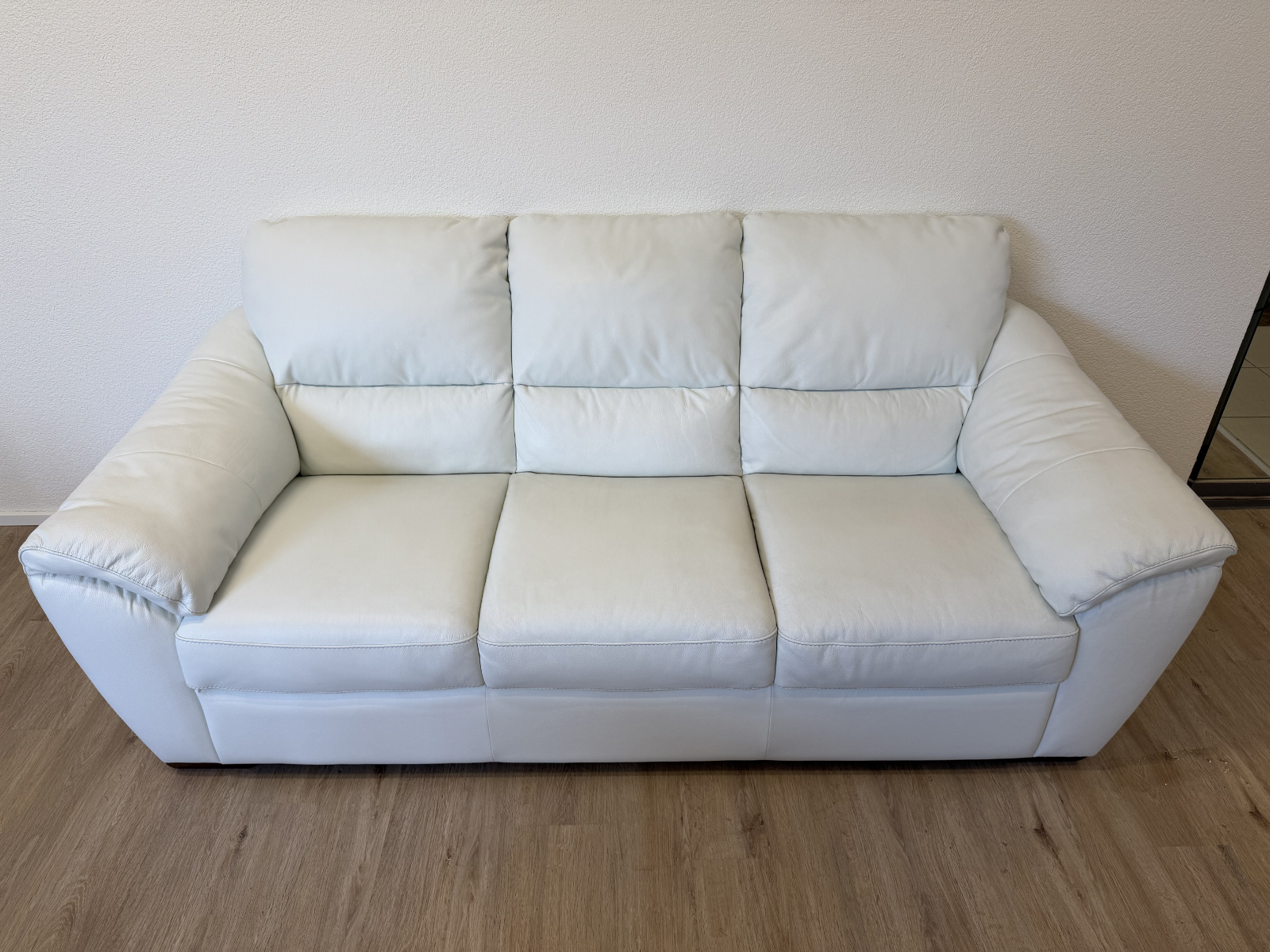 Modernes 3 Sitzer Echtleder Sofa Celina Home in Weiss