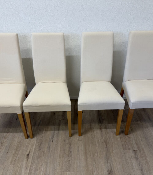 4er Set Esszimmerstühle in Creme mit Holzbeinen, Hussen-tauglich