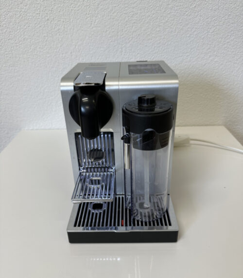 Nespresso De’Longhi Kapselmaschine mit Milchsystem und Touchdisplay