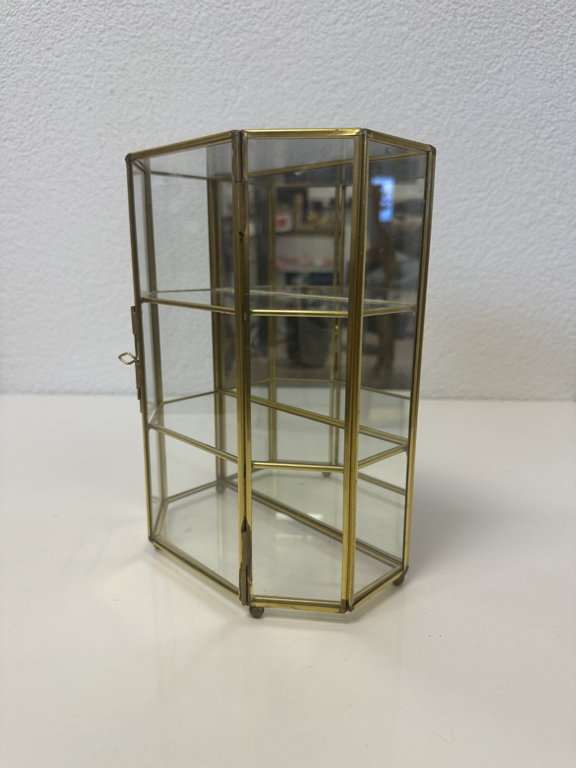 Vintage Mid Century Vitrine aus Messing und Glas von MIP – Bild 2