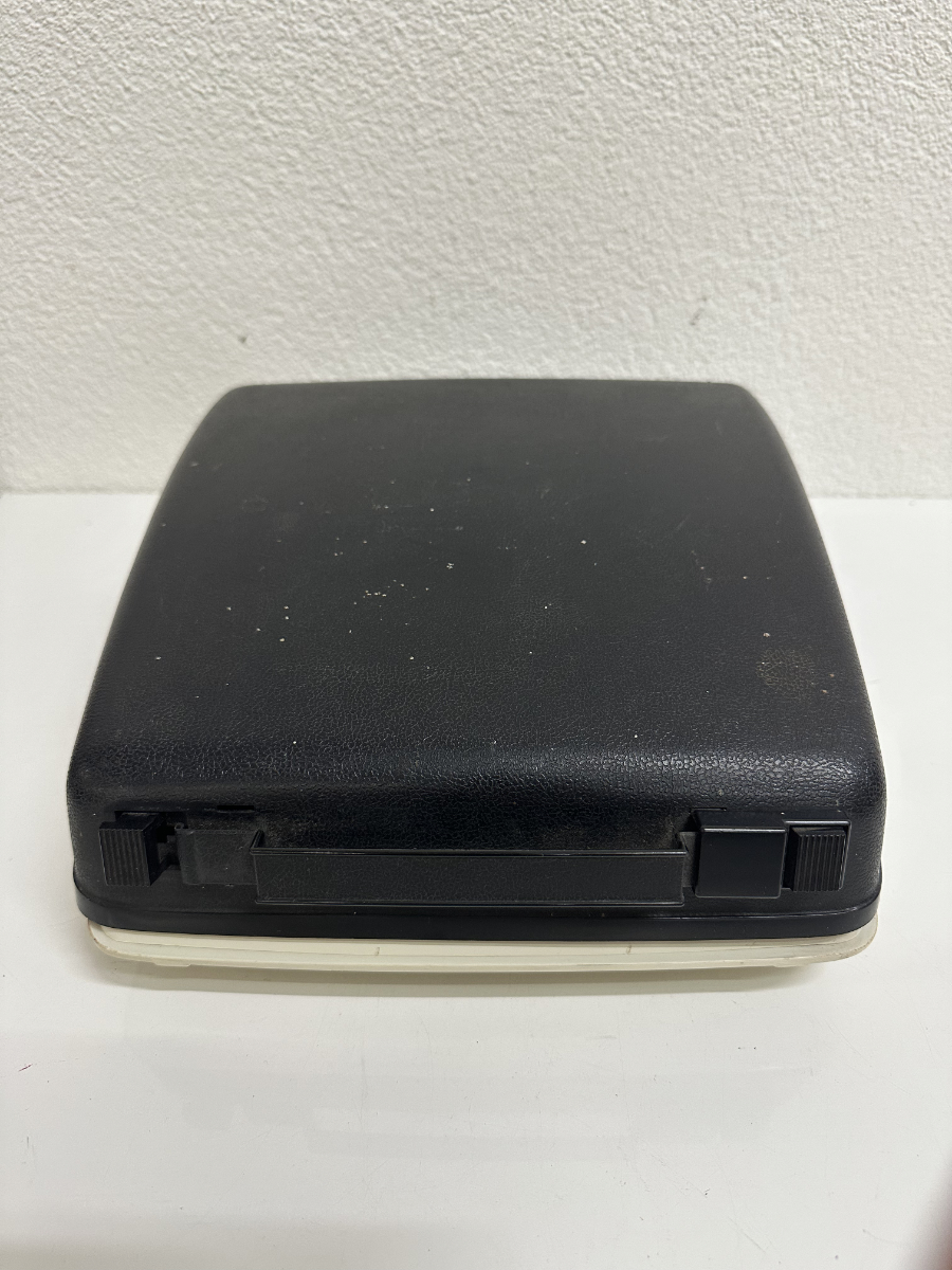 Vintage Mid Century Reiseschreibmaschine Remington Monarch-2 (ca. 1960er Jahre) – Bild 3