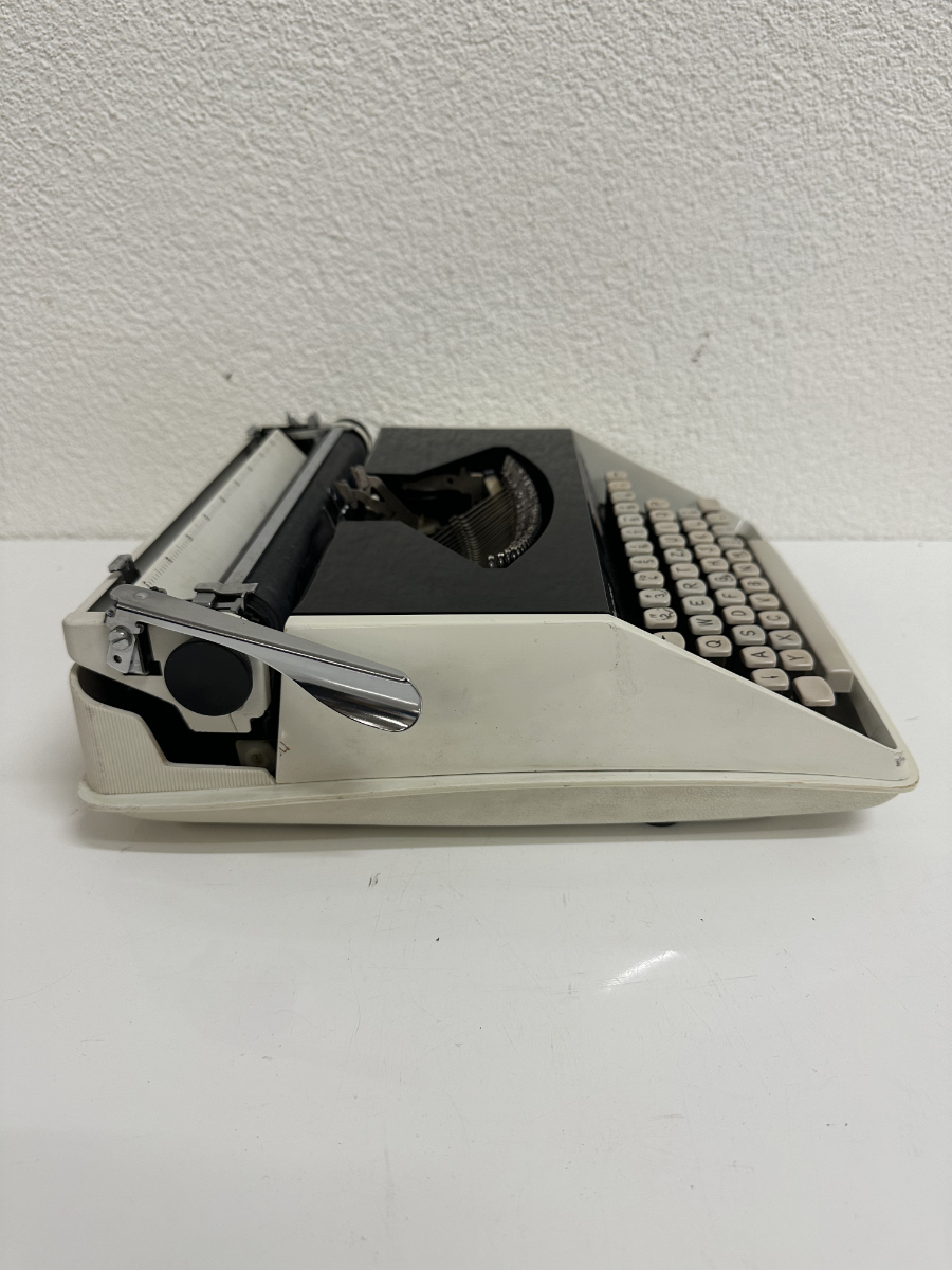 Vintage Mid Century Reiseschreibmaschine Remington Monarch-2 (ca. 1960er Jahre) – Bild 7