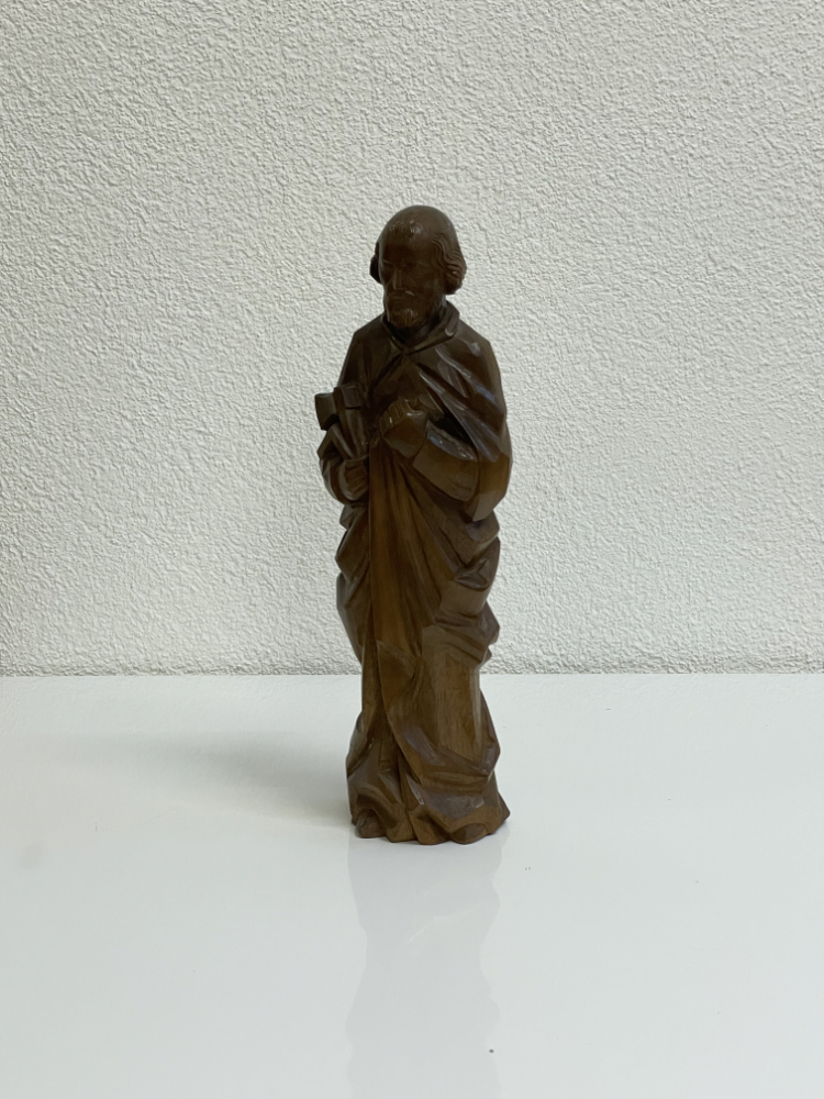 Religiöse Holzskulptur „St. Joseph“ handgeschnitzt, signiert – Bild 4