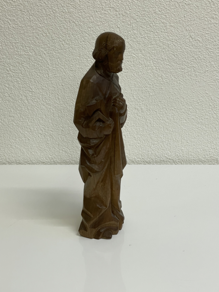Religiöse Holzskulptur „St. Joseph“ handgeschnitzt, signiert – Bild 5