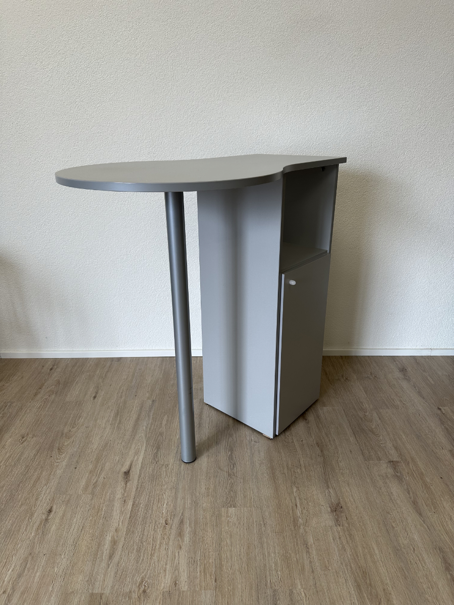 Bartisch-Set mit Stauraum und zwei Barhockern – Bild 5