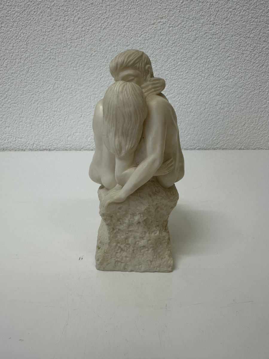 Vintage Skulptur "Le Baiser" nach Auguste Rodin, dekorative Nachbildung – Bild 3