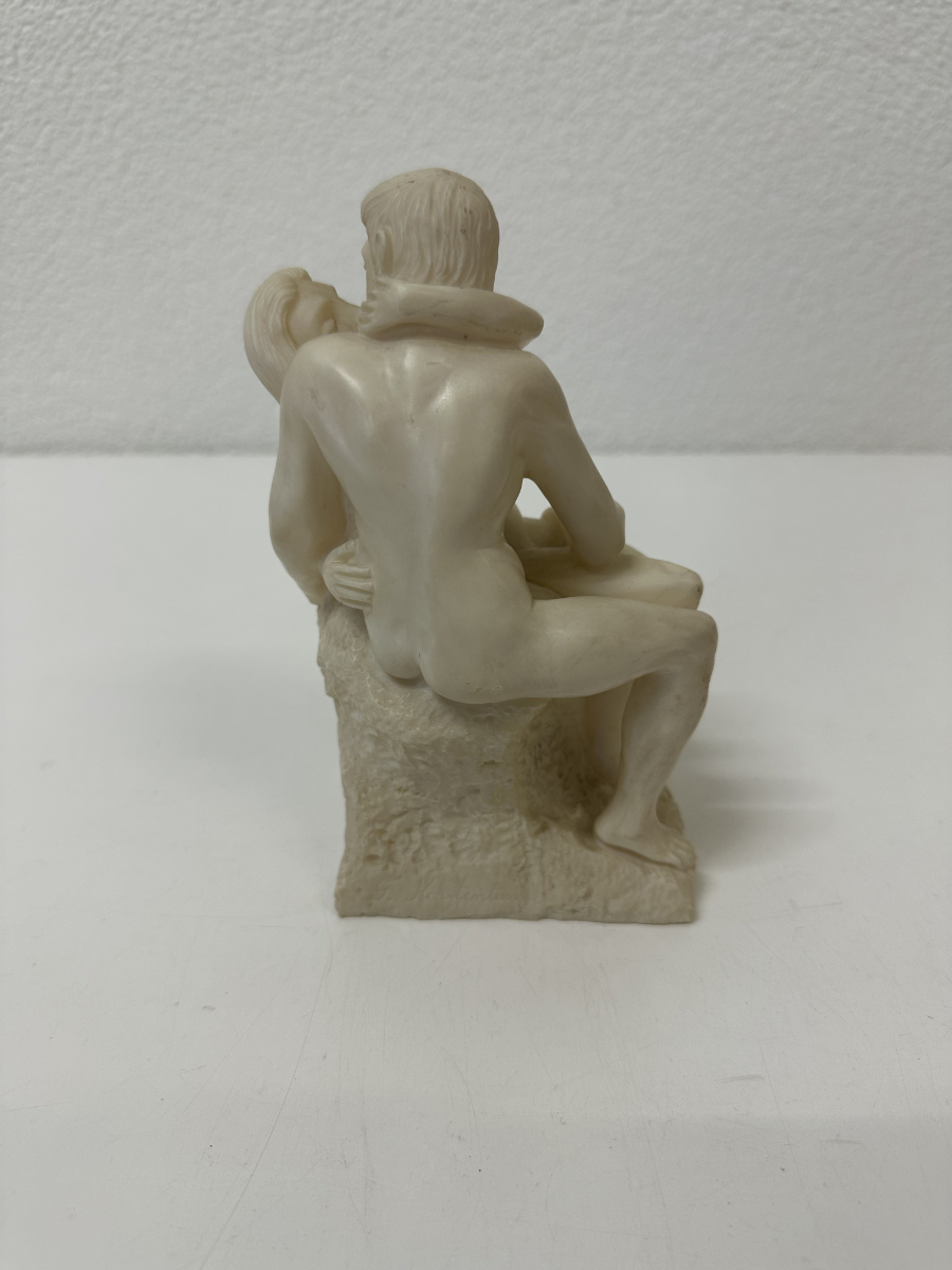 Vintage Skulptur "Le Baiser" nach Auguste Rodin, dekorative Nachbildung – Bild 4