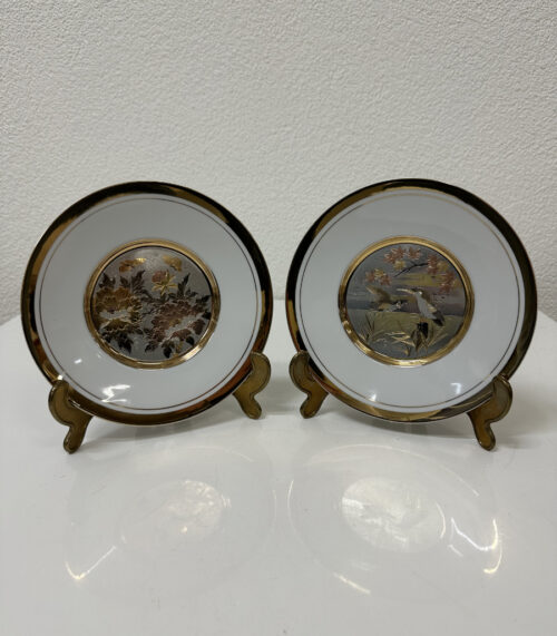 Vintage japanische Zierteller mit Chokin-Kunst und Goldrand (2er-Set)