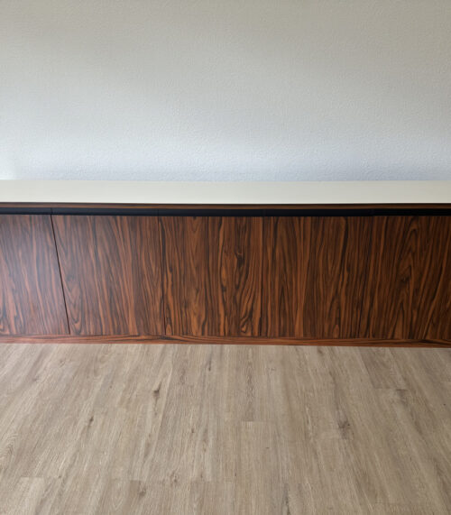 Design Sideboard in Palisanderoptik mit viel Stauraum, um 1990