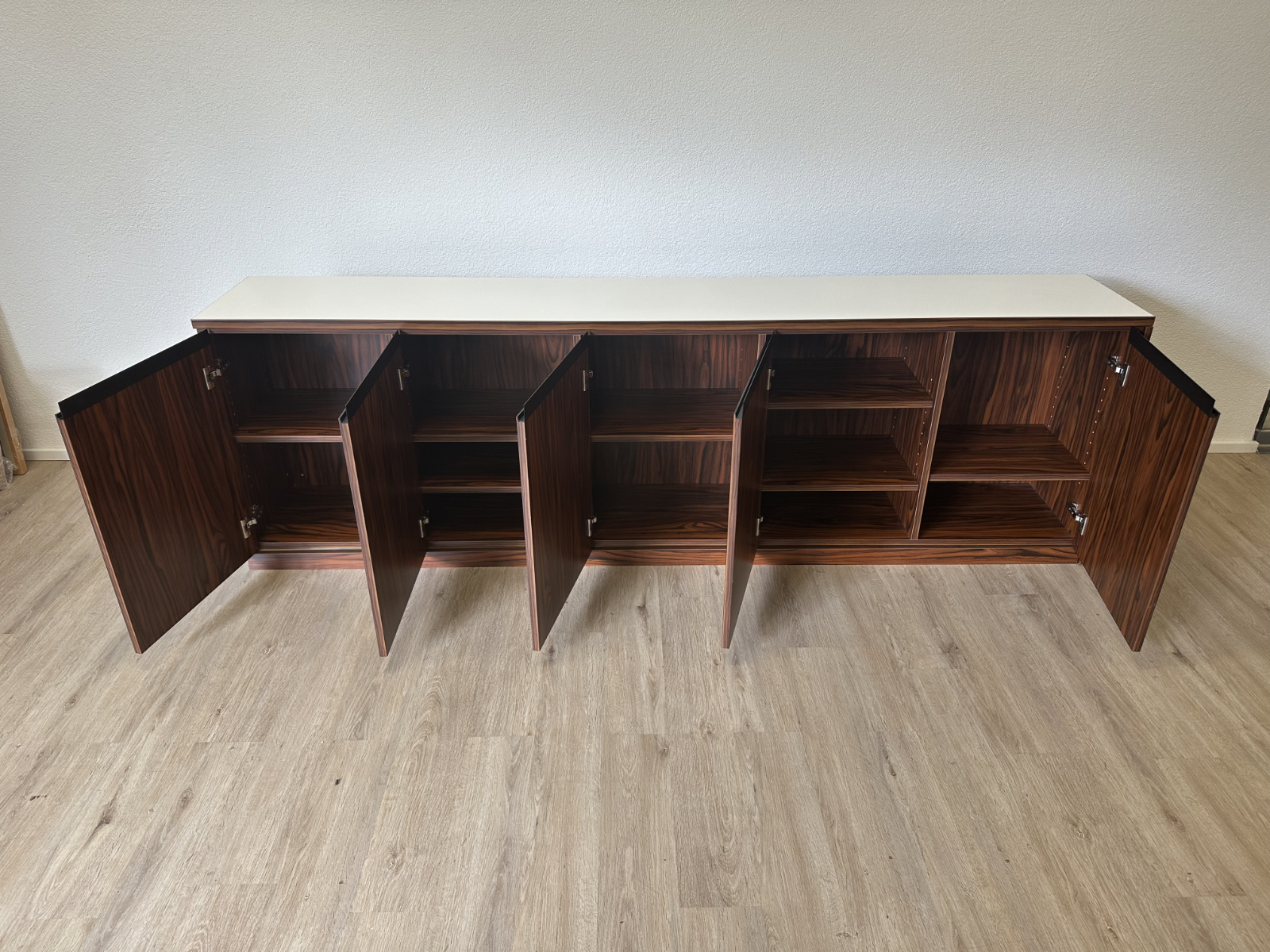 Design Sideboard in Palisanderoptik mit viel Stauraum, um 1990 – Bild 6