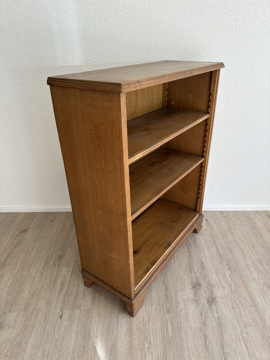 Vintage Mid Century Bücherregal aus Holz mit verstellbaren Tablaren – Bild 4