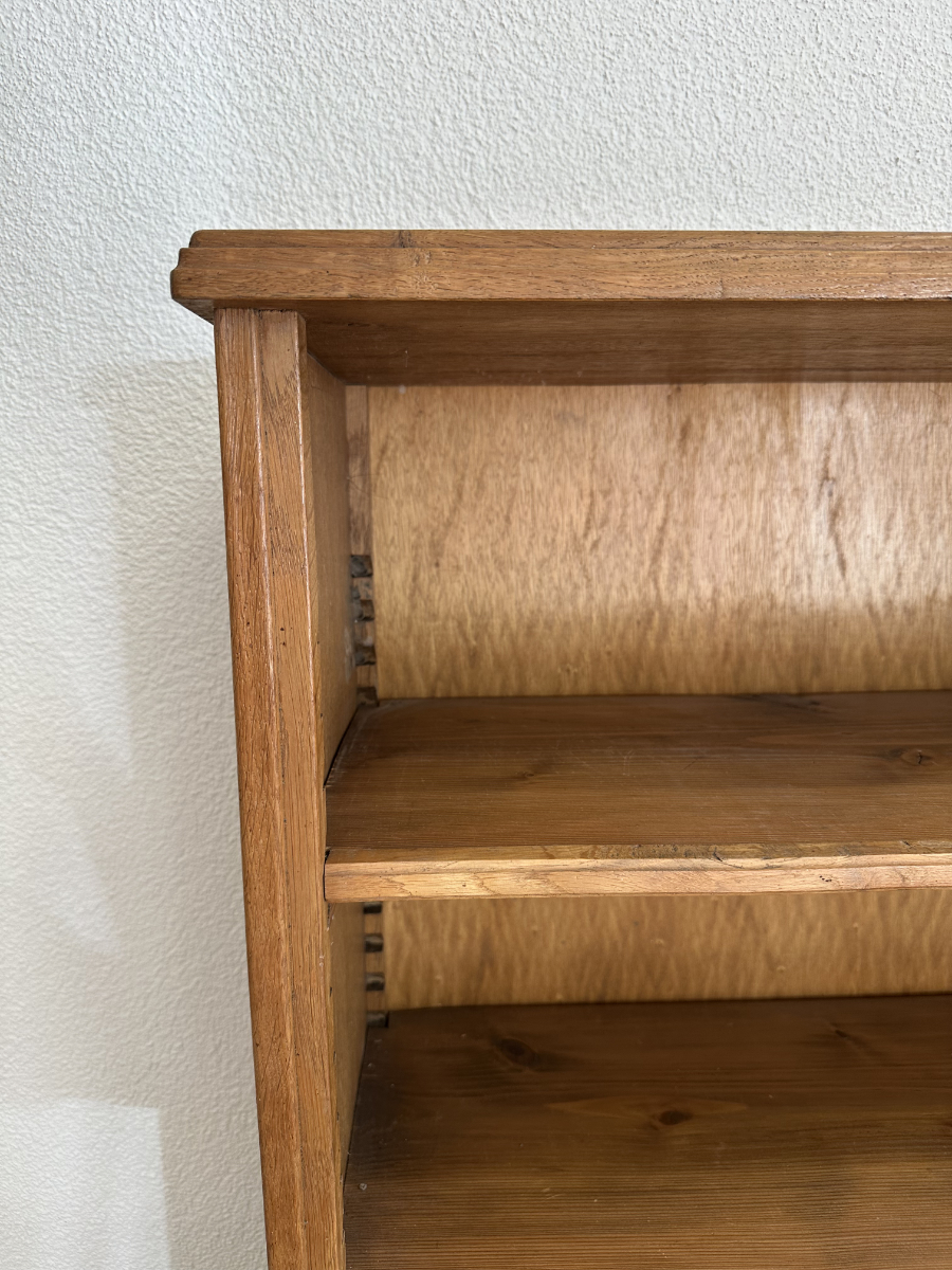 Vintage Mid Century Bücherregal aus Holz mit verstellbaren Tablaren – Bild 6