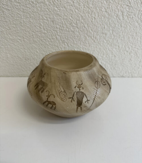 Vintage Binishtaa Navajo Keramik Vase