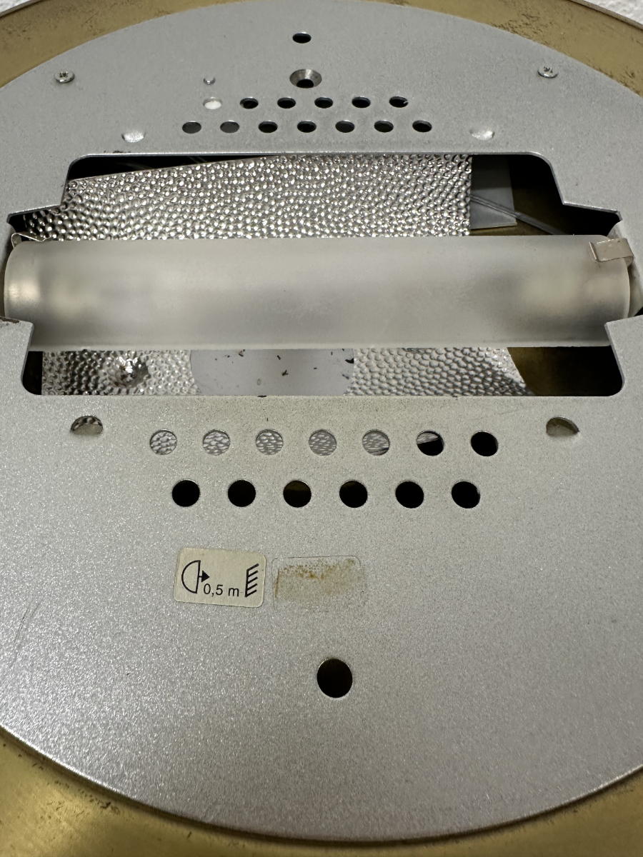 Vintage Deckenfluter in Goldoptik, höhenverstellbar, mit Schalter am Leuchtenstab – Bild 5