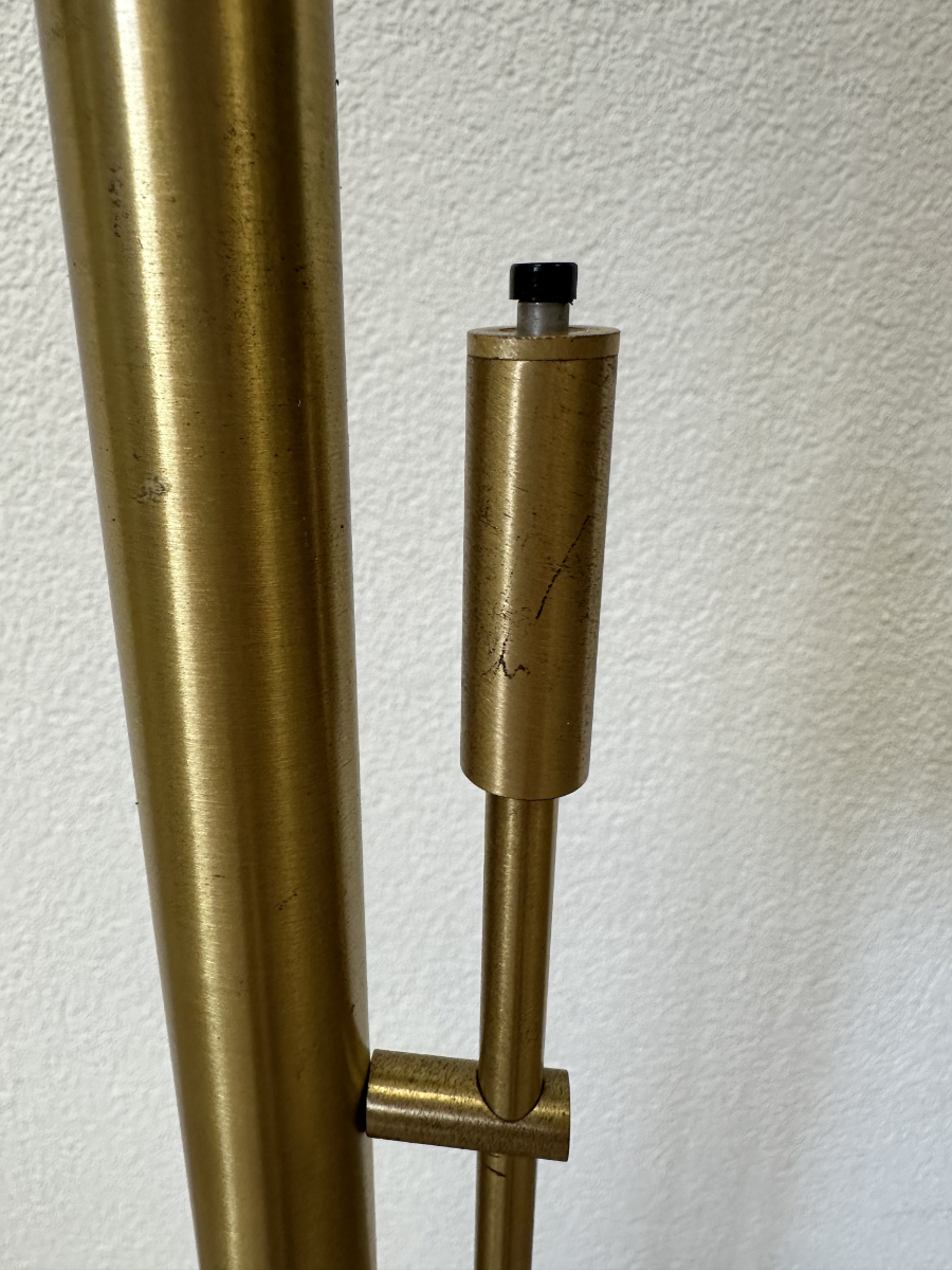 Vintage Deckenfluter in Goldoptik, höhenverstellbar, mit Schalter am Leuchtenstab – Bild 7