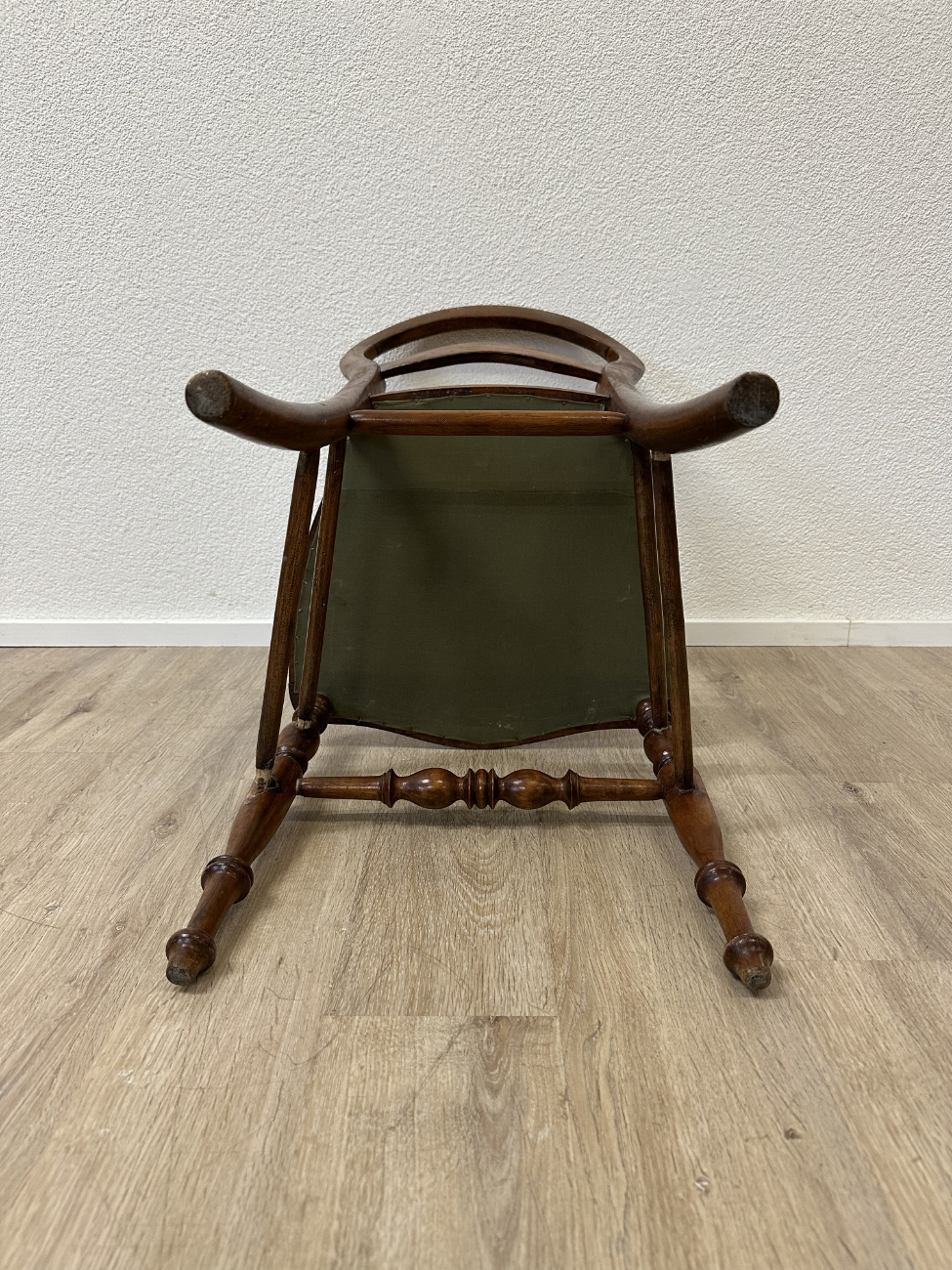 Vintage Gründerzeit-Stil Holzstühle mit rotem Polstersitz – Bild 9