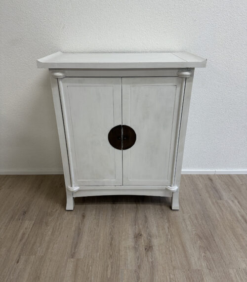 Vintage chinesische Kommode in Weiss mit 2 Türen und Innenboden