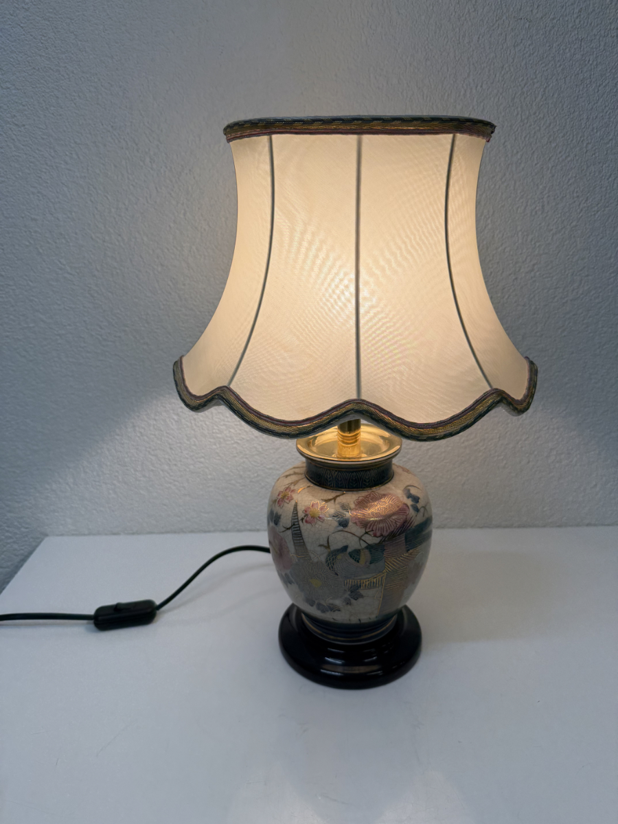 Vintage japanische Tischlampe mit Keramikfuss und Stoffschirm