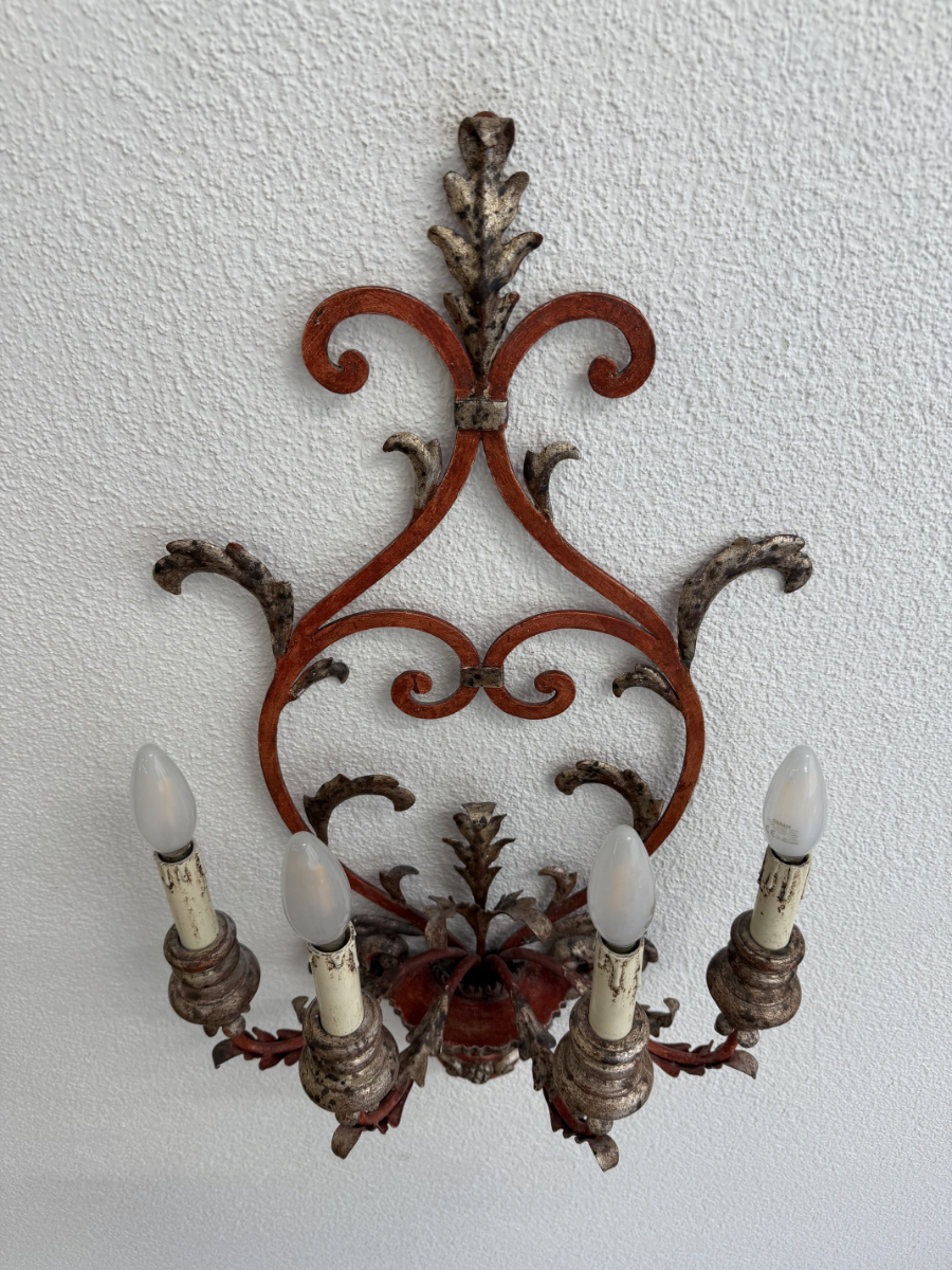 Vintage Barockstil 4-flammig Wandlampe aus Holz und Metall – Bild 2